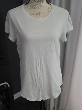 Abercrombie & Fitch Classic White Tee